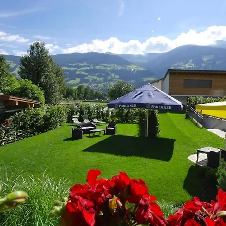 Otel & Mit 3*