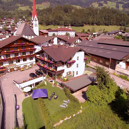 & Hotel 3*