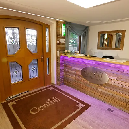 & Mit Otel 3*