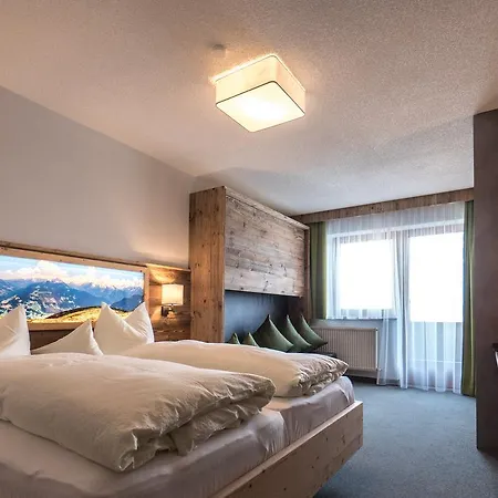 Otel & Mit Fügen