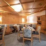 & 3* Fügen