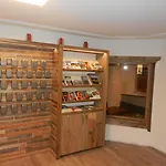 Hotel & 3*