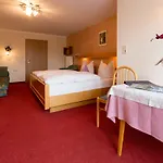 Hotel & Fügen